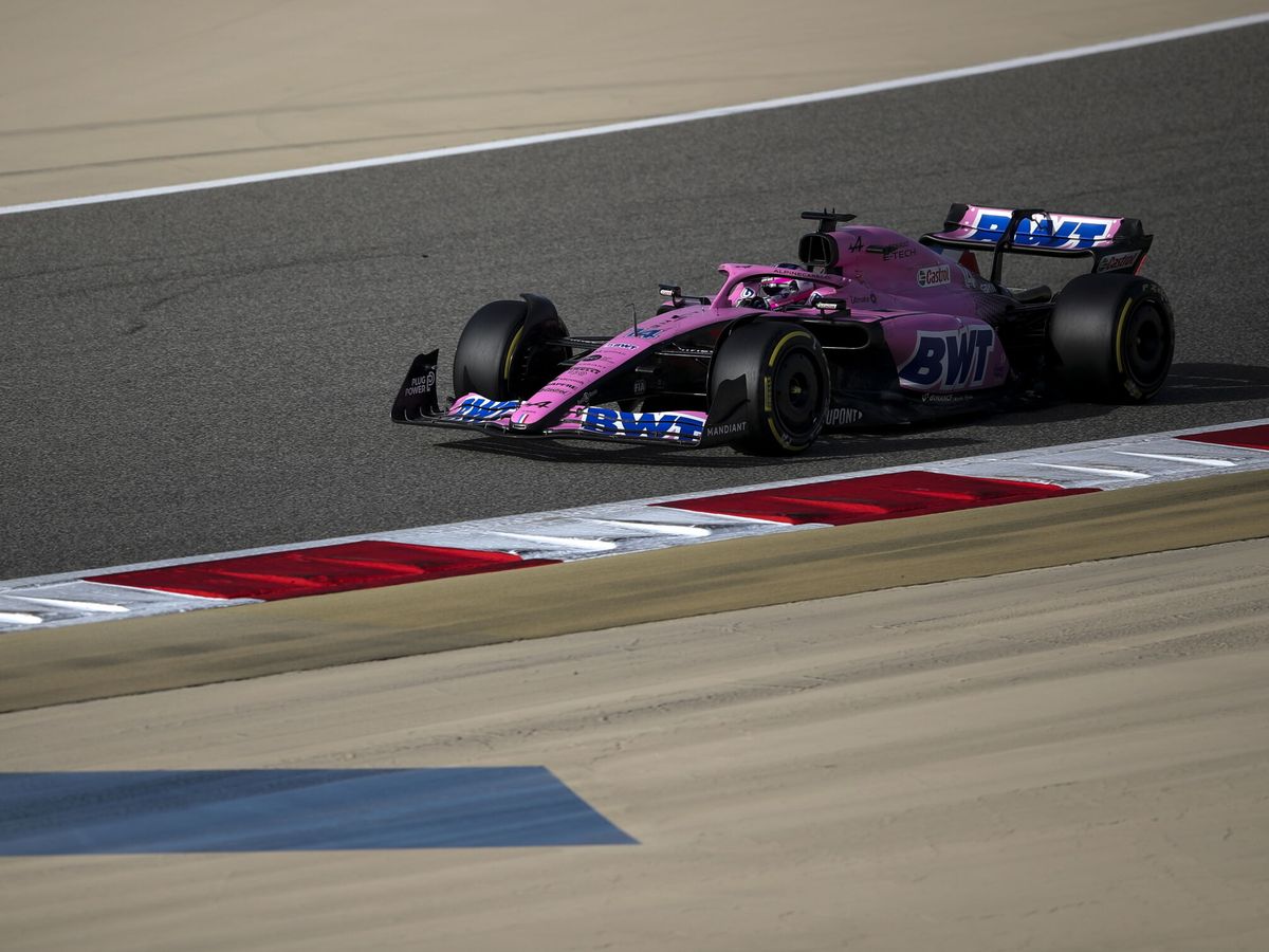 Foto: Alpine en el Gran Premio de Bahrein. (EFE EPA /ALI HAIDER)