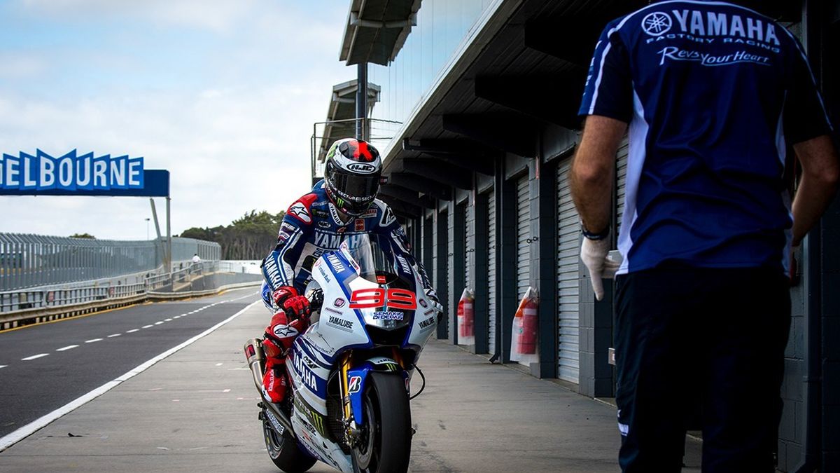 Lorenzo espabila a Yamaha: fue el más rápido en los primeros test de neumáticos