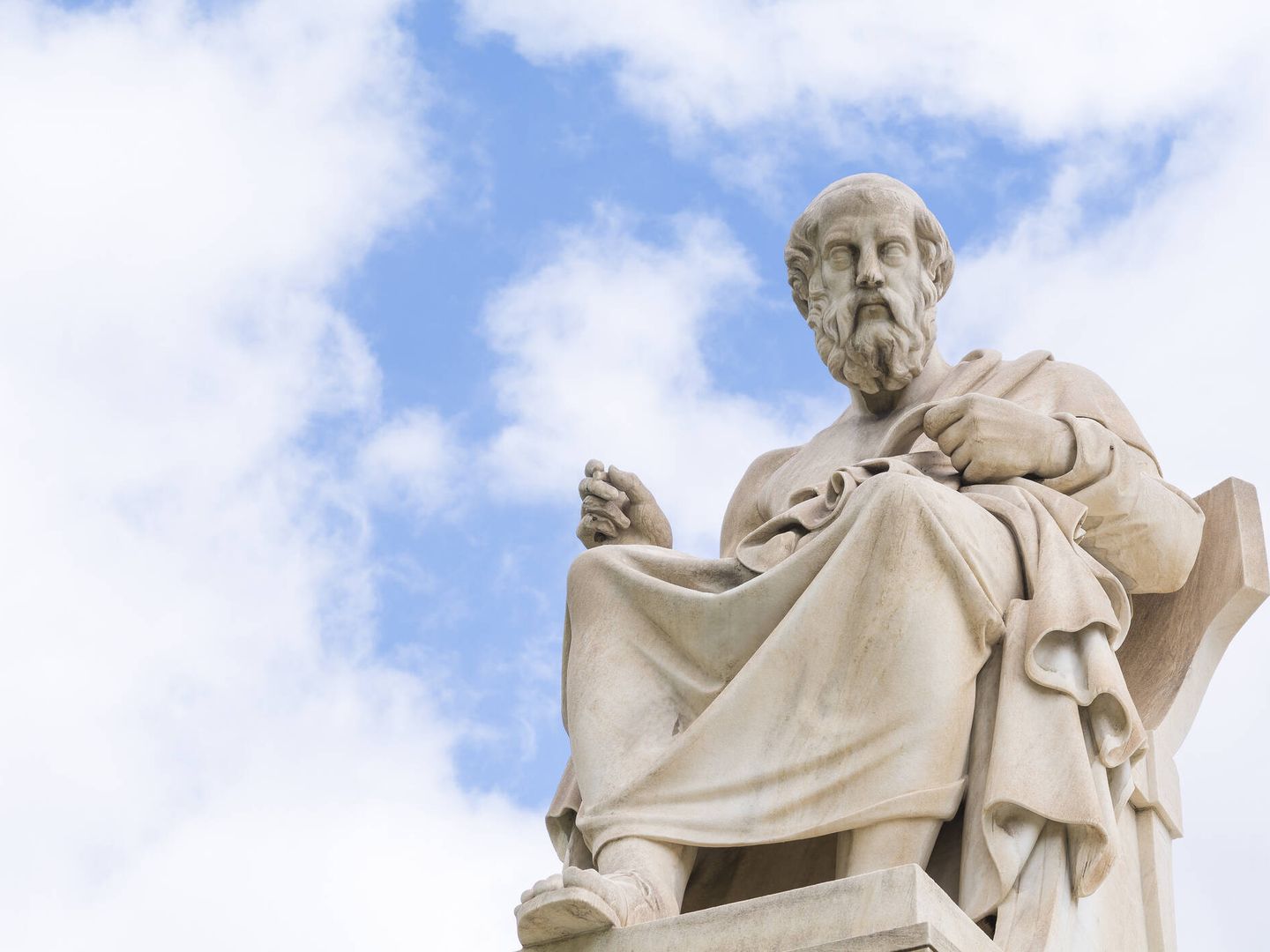La estatua del filósofo Platón en Atenas (Fuente: iStock)