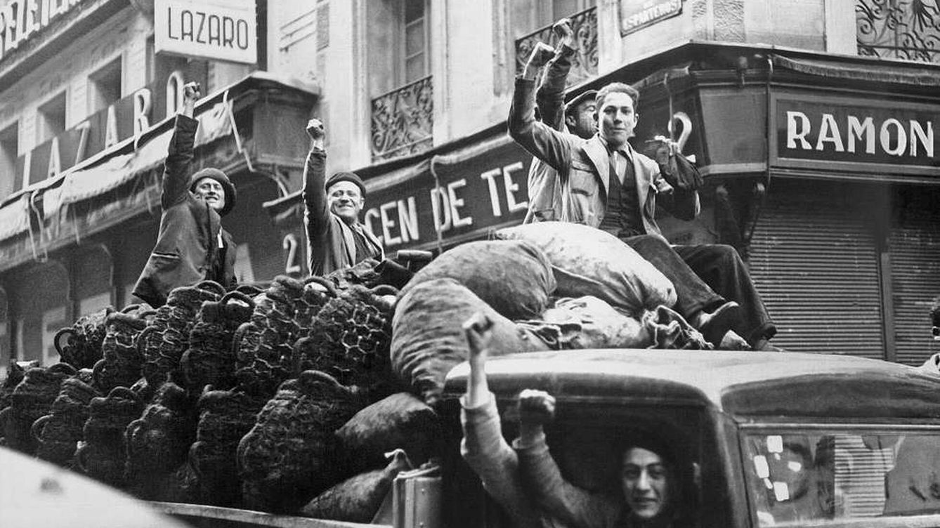 Foto: Celebración de la victoria electoral del Frente Popular en febrero de 1936.