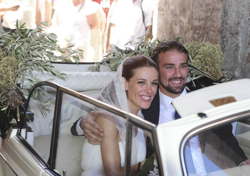 Foto: Raquel Sánchez Silva y Mario Biondo en una imagen de su boda en Sicilia (Gtres)
