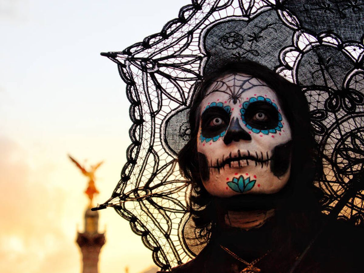 Foto: Un buen maquillaje es imprescindible para triunfar en Halloween (Salvador Altamirano para Unsplash)