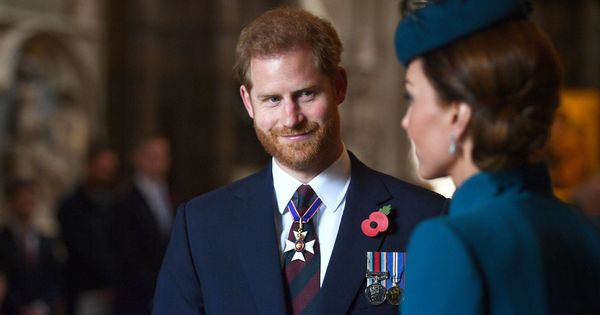 Foto: La duquesa de Cambridge y el príncipe Harry. (Reuters)