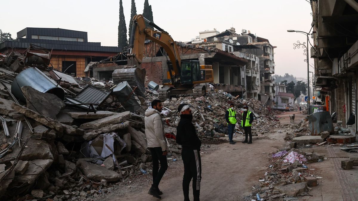 Turquía eleva a más de 35.500 los muertos a causa de los terremotos de la semana pasada