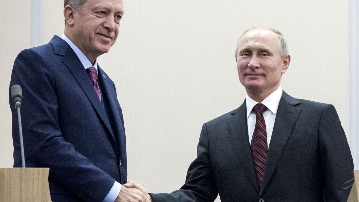 Erdogan y Putin, en Sochi en 2017. (Reuters/Pavel Golovkin/Pool)