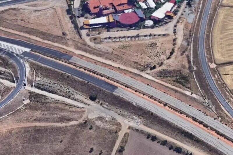 Foto de Ayuso retoma la autopista fantasma M-203: 61 millones y miles de vecinos afectados