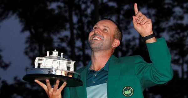 Foto: Sergio García luce la mítica chaqueta verde tras ganar en Augusta. (Reuters)