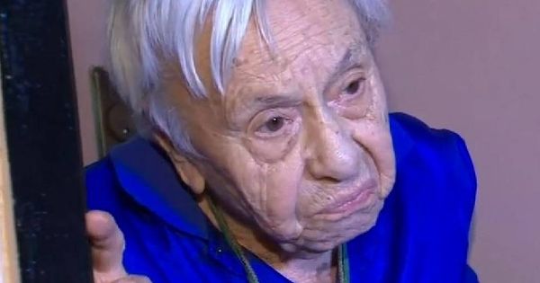 Foto: La que seguramente sea una de las personas más ancianas del mundo. (ABC7 Nueva York)