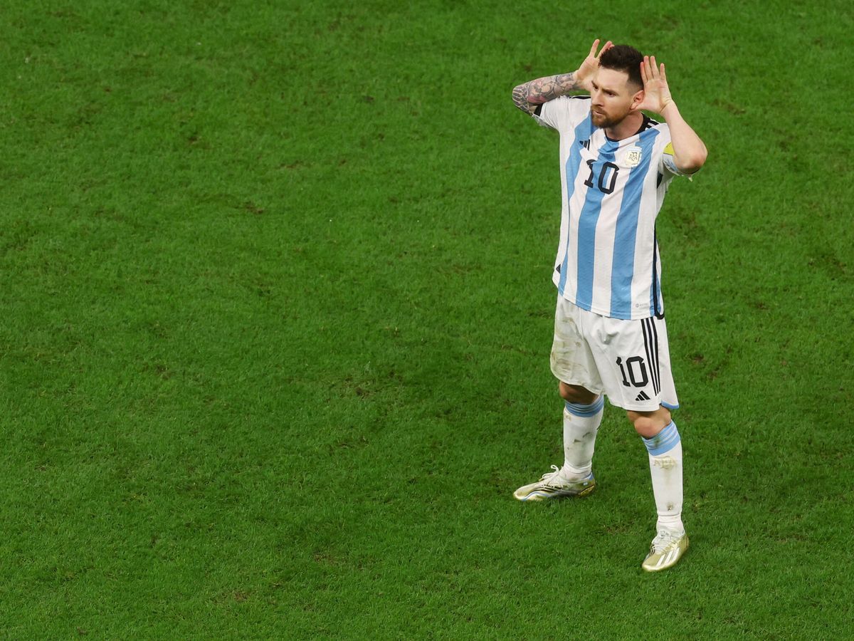 Foto: Leo Messi celebra uno de sus goles frente a Países Bajos en el Mundial de Qatar 2022. (REUTERS/Paul Childs).