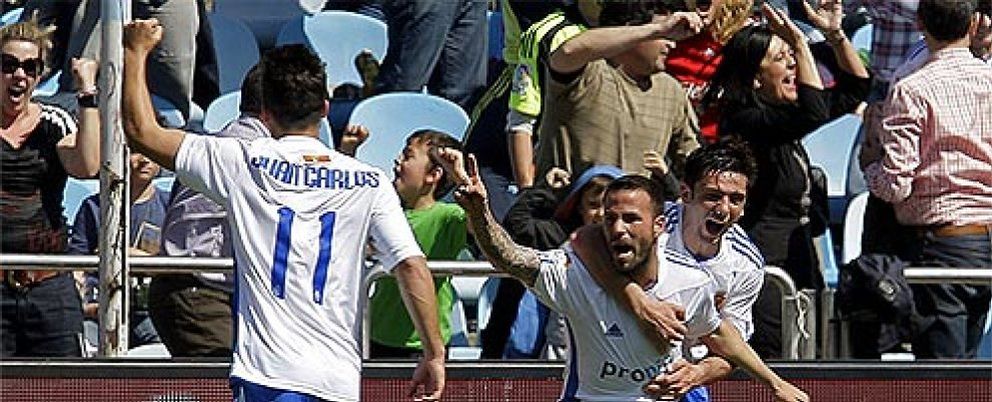 Foto: Con el espíritu de Mestalla: el Zaragoza gana al Atlético con un penalti en el descuento