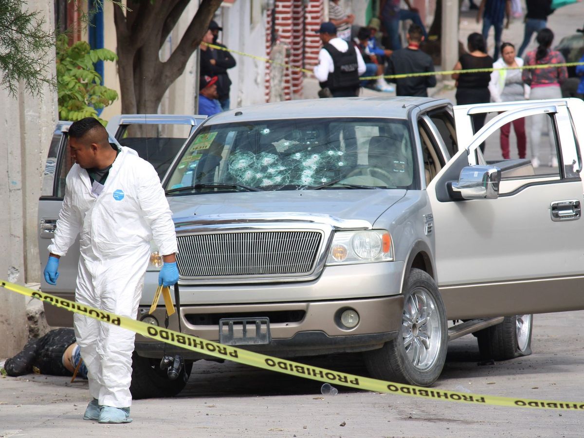 Foto: Foto de archivo del asesinato de cinco personas en un velatorio en Guanajuato en octubre. (EFE)