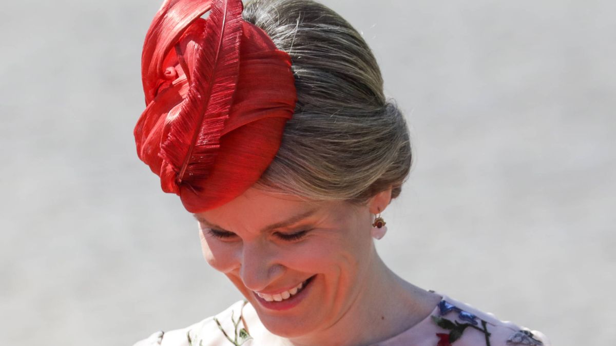 Sabemos en qué otra royal se ha inspirado Matilde de Bélgica con este look