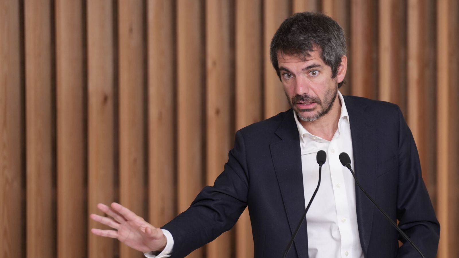 Los Comunes retiran sus candidaturas al Senado en Girona, Lleida y Tarragona en favor del PSC