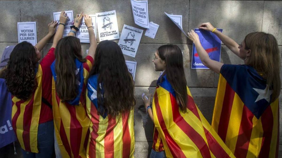 El Gobierno quita el máster y deja solo el C1 de catalán para ser profesor en Cataluña