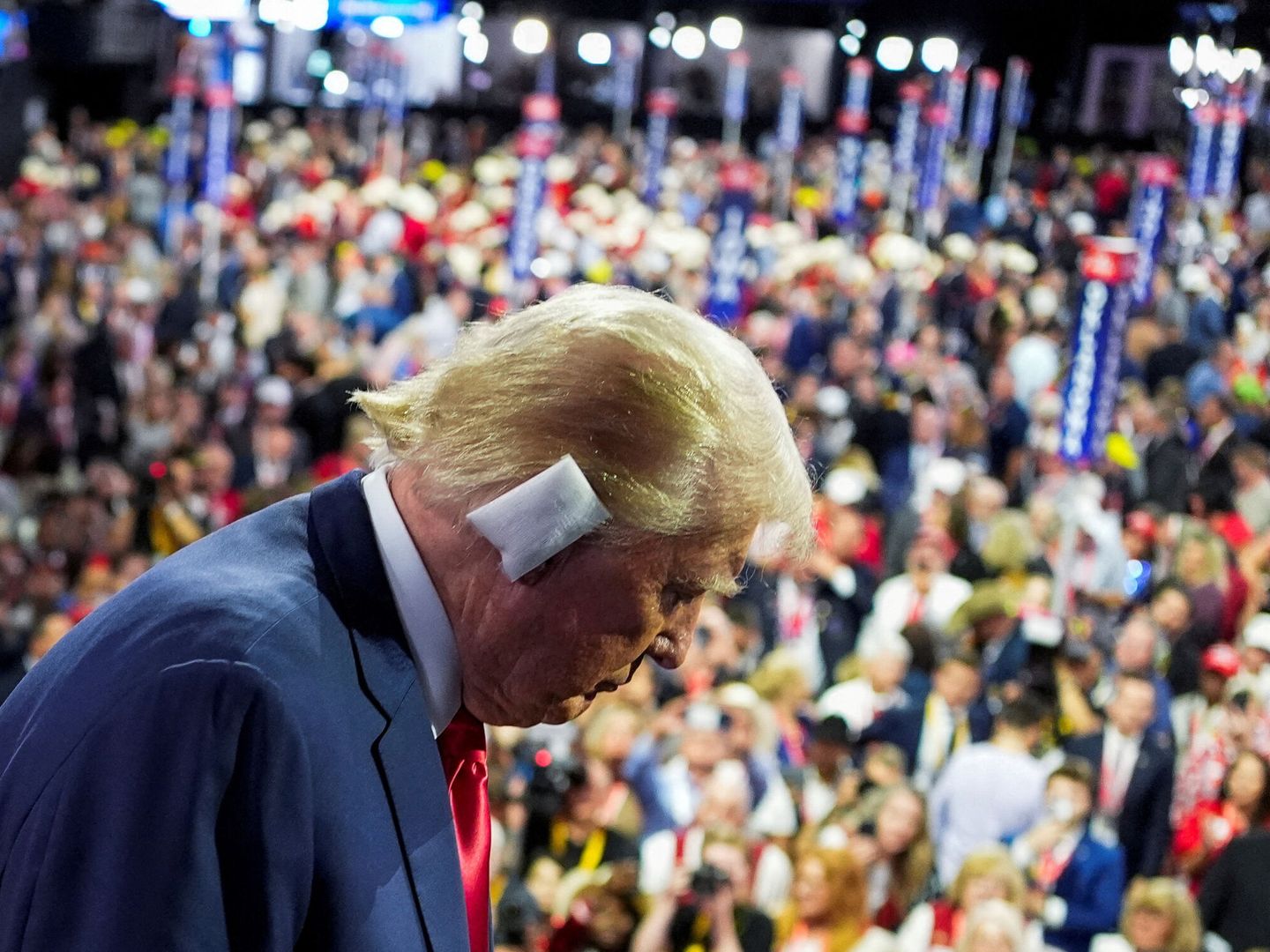 Donald Trump, baño de masas tras el atentado. (Reuters) 
