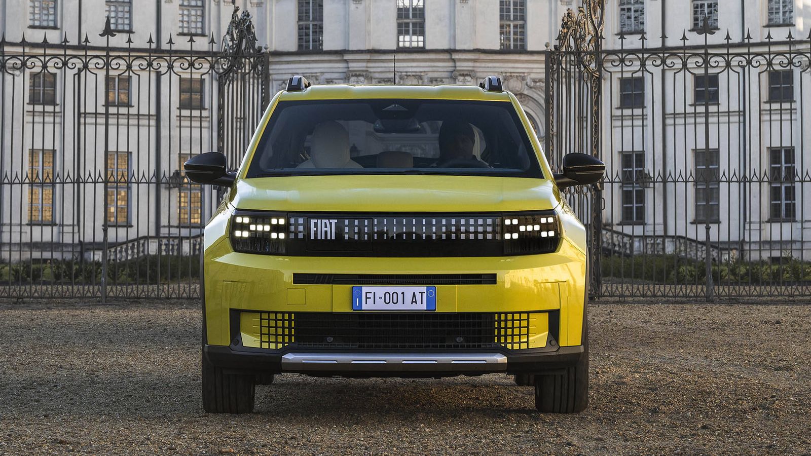 Fiat Grande Panda: el enésimo coche retro del año quiere que pienses que estás en 1980