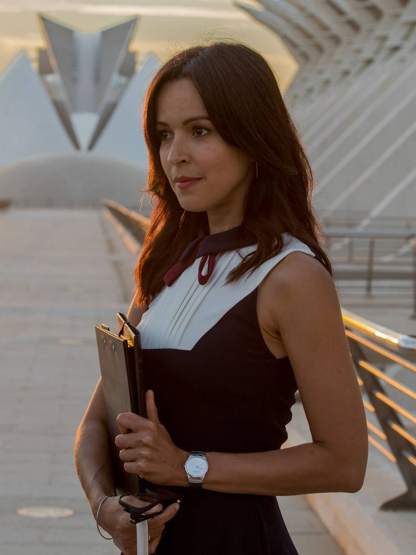 Verónica Sánchez, en el papel de Alejandra de la serie 'El embarcadero'. (Movistar+)