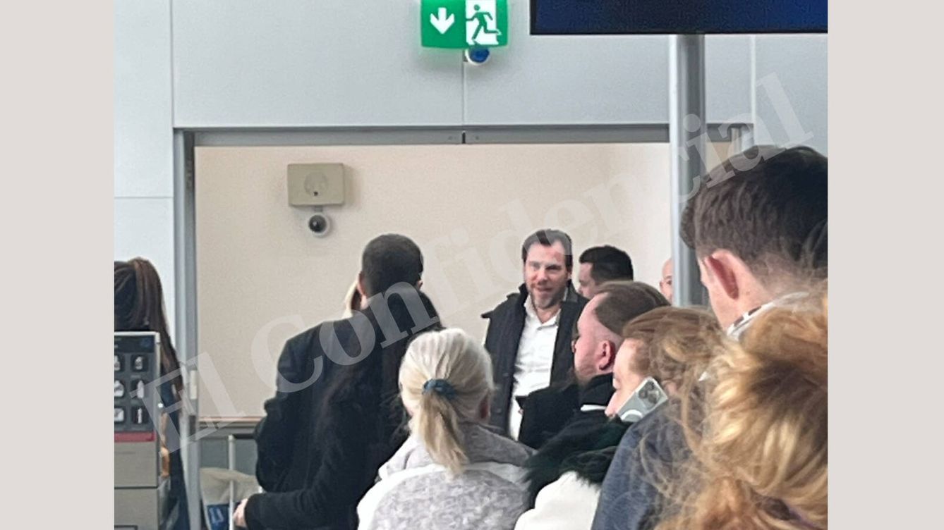 Foto: Óscar Puente, en el aeropuerto de Dublín, este jueves. 