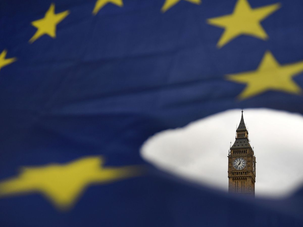 Foto: La bandera de la UE frente al Big Ben. (EFE)