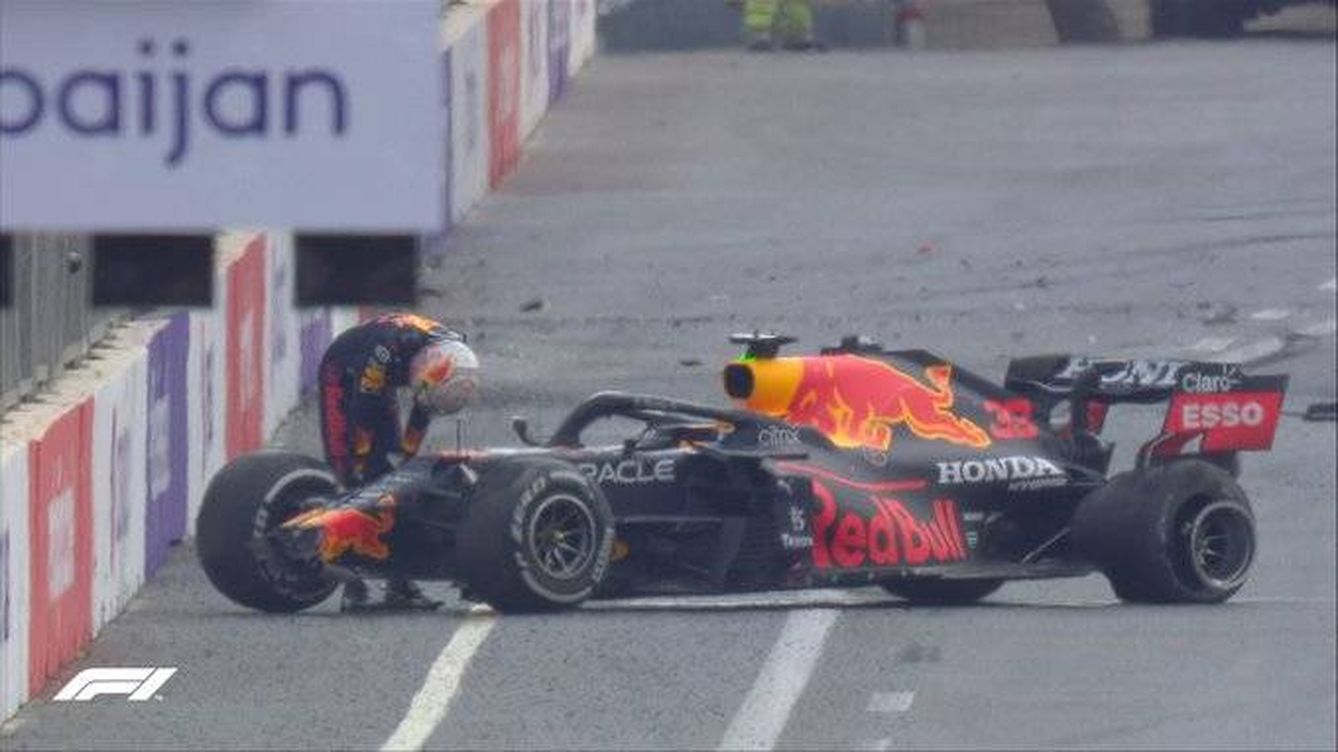 Foto: Verstappen perdió la victoria en Bakú por un reventón, que Pirelli no considera que se deba a errores del propio neumático