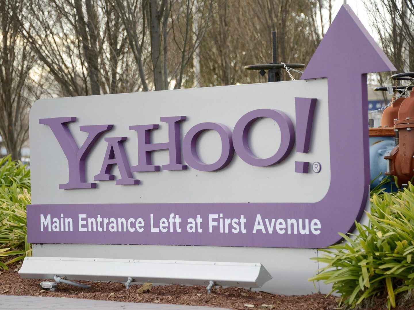 El futuro de Yahoo parece apuntar en dirección opuesta a la de la flecha. (EFE)