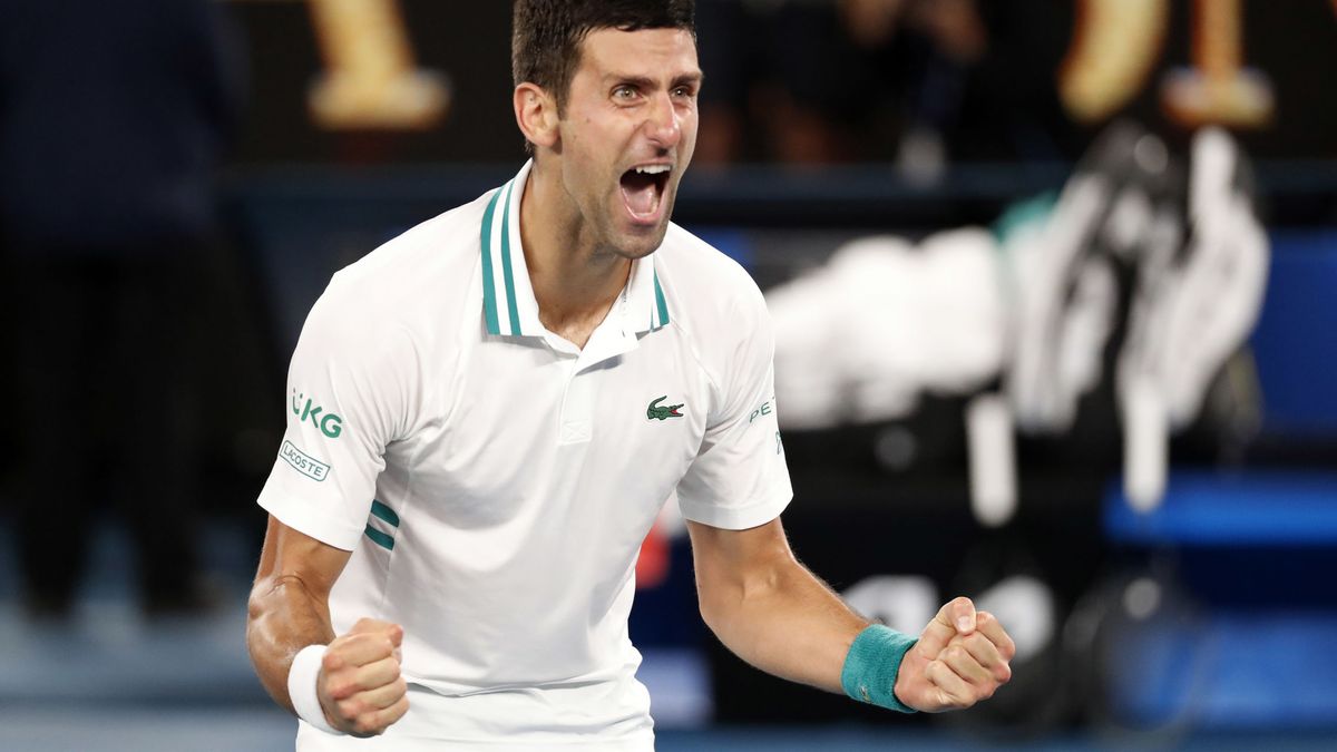 Djokovic tumba a Medvedev en el Open de Australia y suma su 18º Grand Slam
