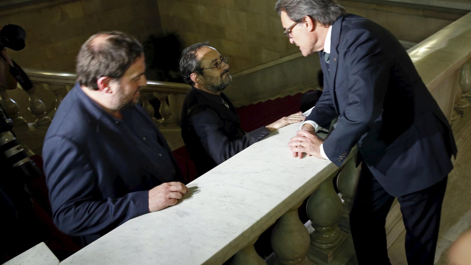 Foto: Artur Mas junto a Oriol Junqueras y el líder de la CUP, Antonio Baños. (Reuters) 
