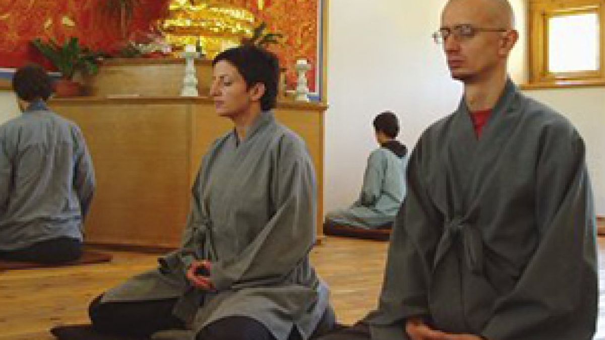 La meditación integral breve mejora la atención y reduce el estrés