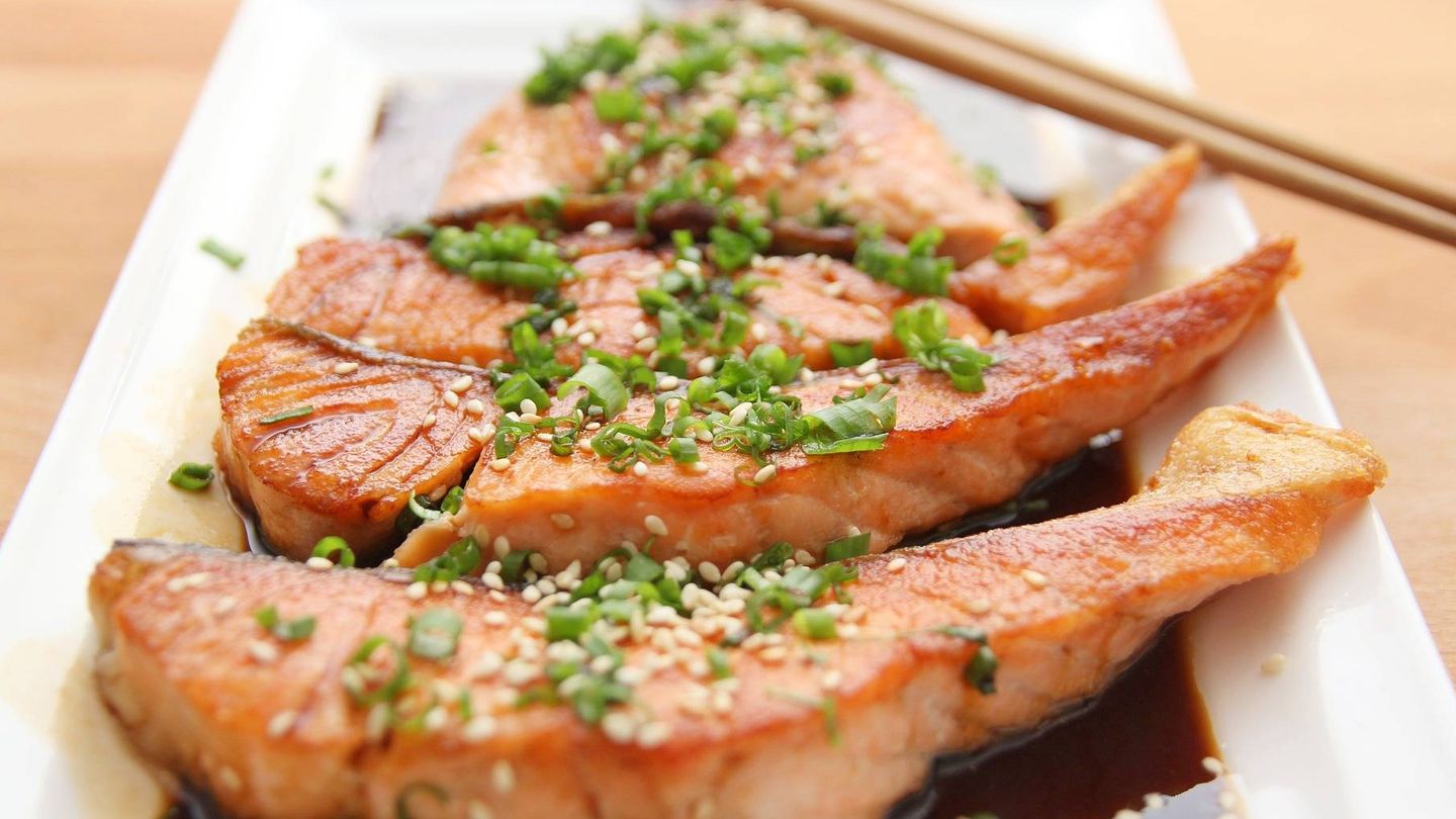 El salmón es rico en vitamina D. (Pixabay).