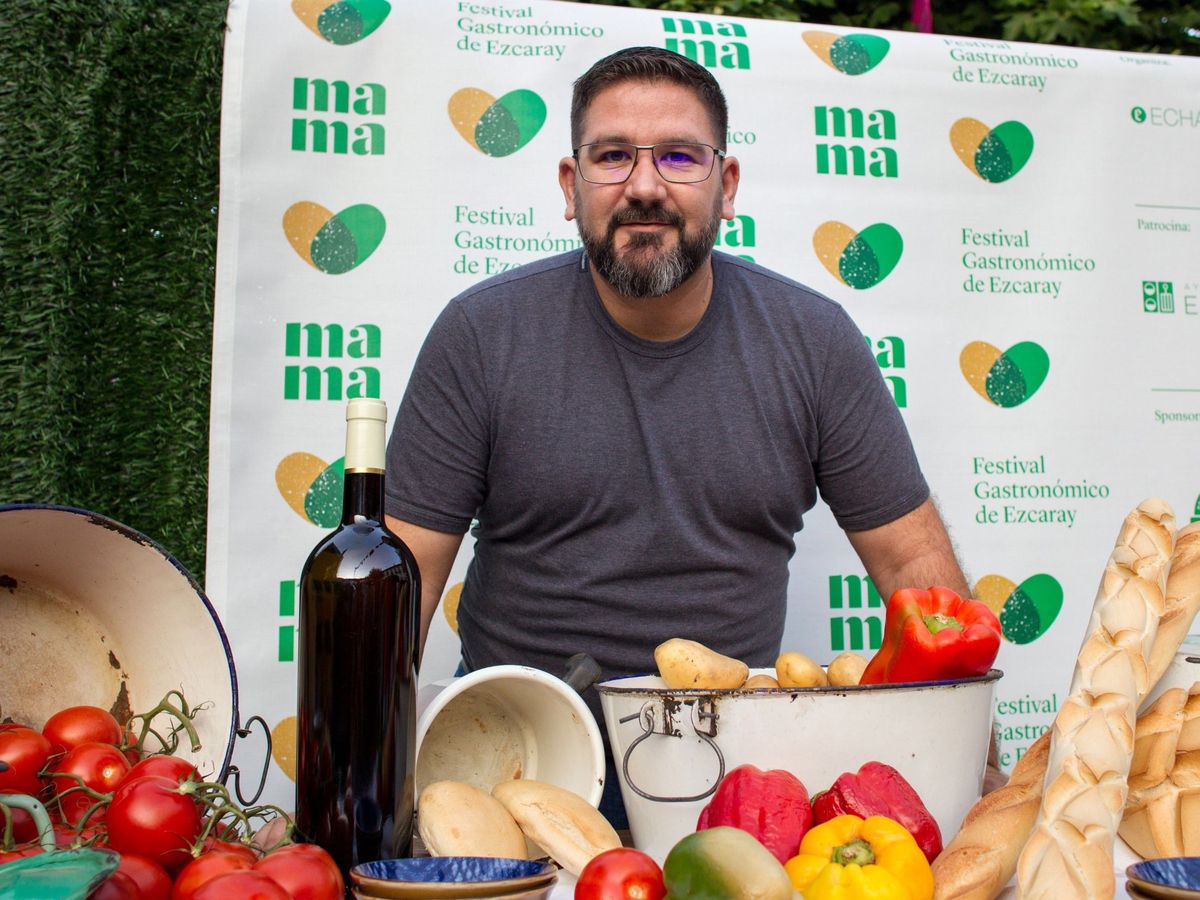 Foto: El premiado chef Dani García, en el festival gastronómico de Ezcaray. (EFE/Raquel Manzanares)