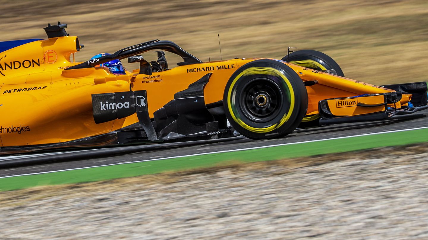 Fernando Alonso explicó que el McLaren solo ha tenido una evolución este año, la de Barcelona. (EFE)