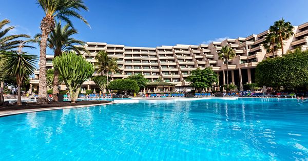 Foto: Imagen del hotel Lanzarote Playa, junto al que Hispania acaba de adquirir un terreno para construir un cinco estrellas.