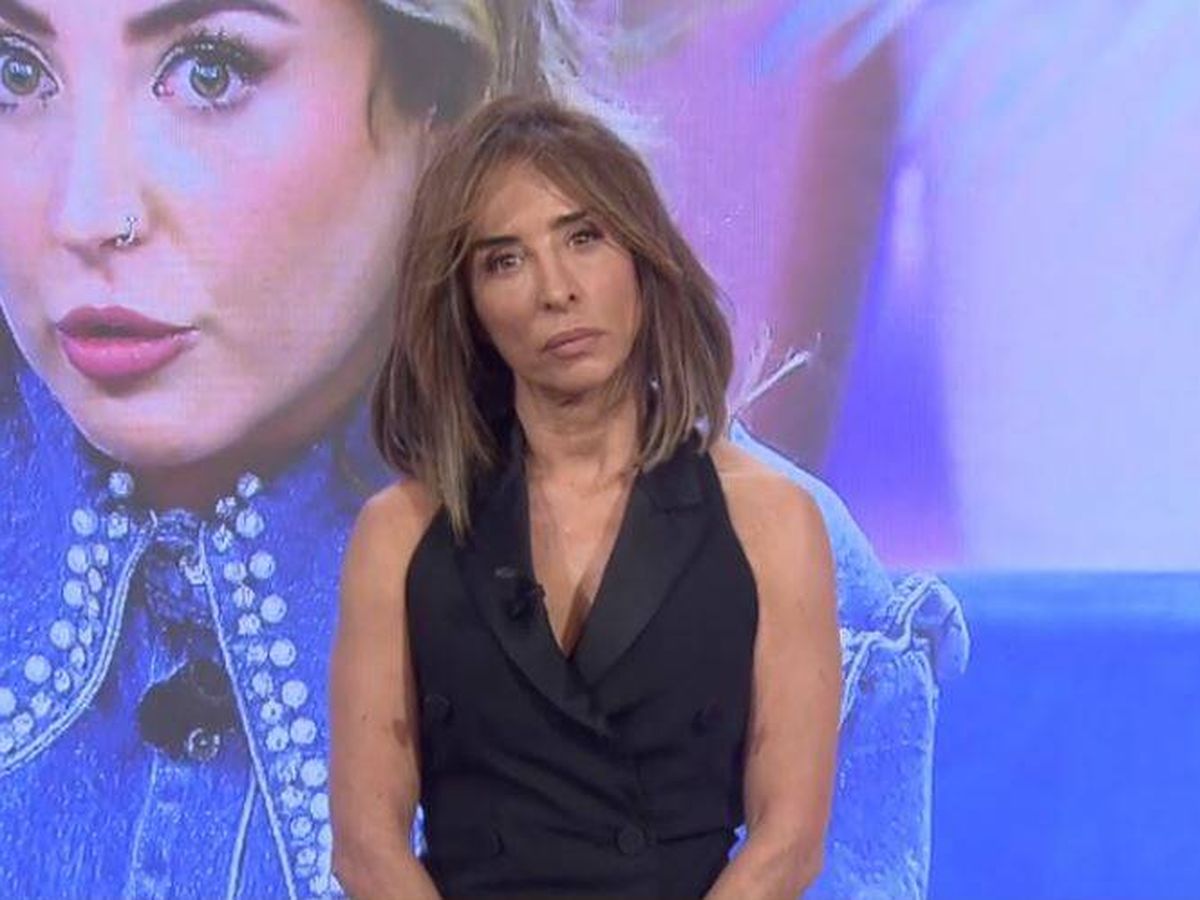 Foto: María Patiño, presentadora de 'Socialité'. (Mediaset España)