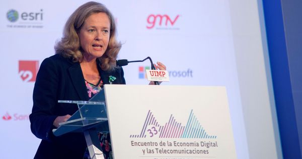 Foto: La ministra de Economía y Empresa en funciones, Nadia Calviño, durante la inauguración inauguración del 33º del Encuentro de la Economía Digital y las Telecomunicaciones, hoy en la UIMP en Santander. (EFE)