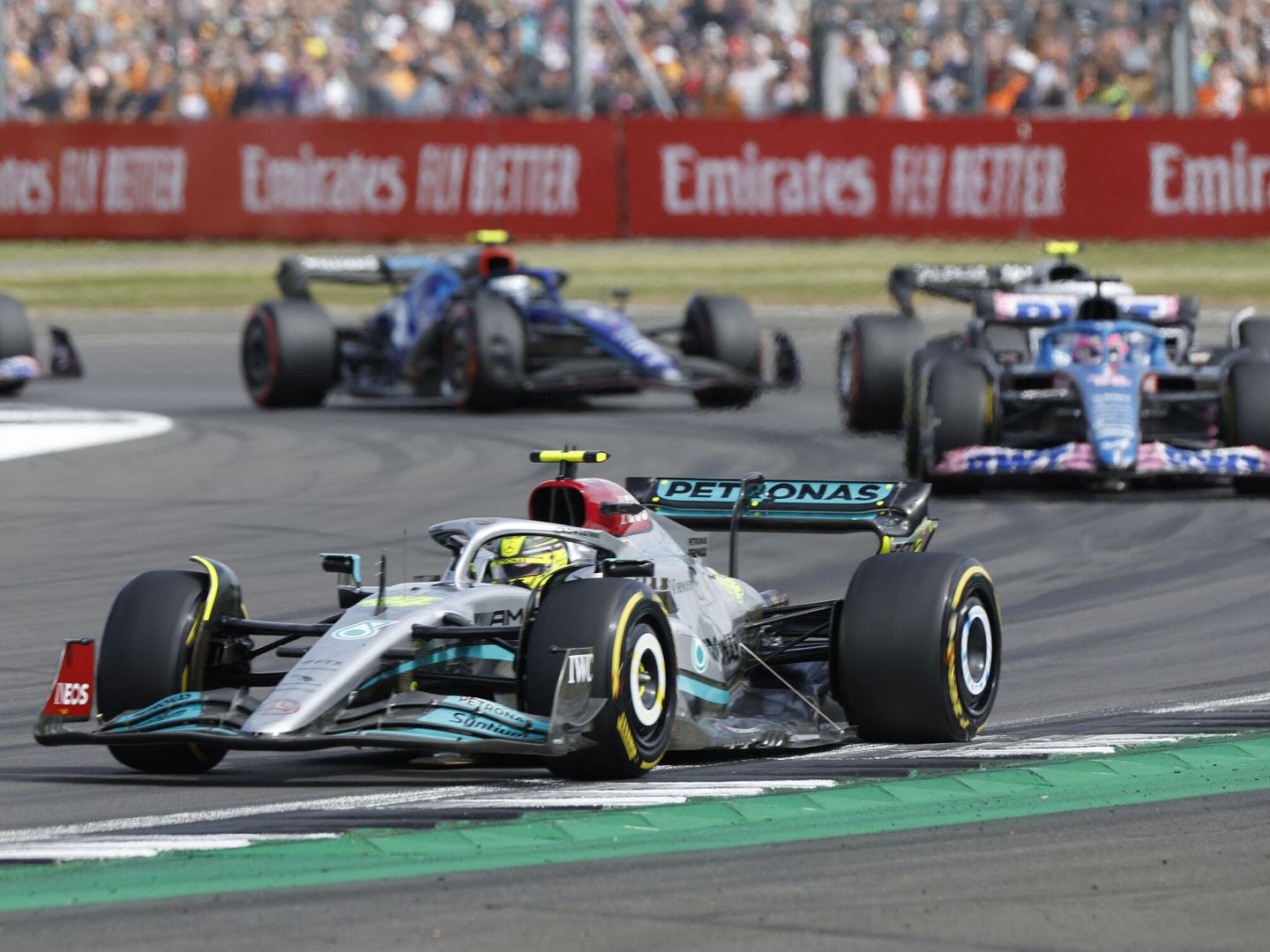 Mercedes se mostró en Silverstone más competitivo que nunca esta temporada (REUTERS/Peter Cziborra)