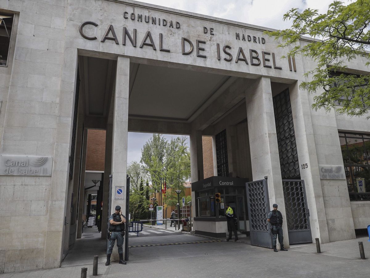 Foto: Sede del Canal de Isabel II. (EFE/Emilio Naranjo)