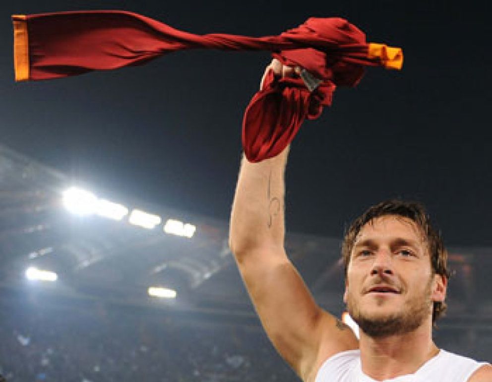 Foto: Totti no colgará las botas hasta 2014