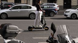 Herido el conductor de un patinete al colisionar por alcance con un turismo en Villaobispo (León)