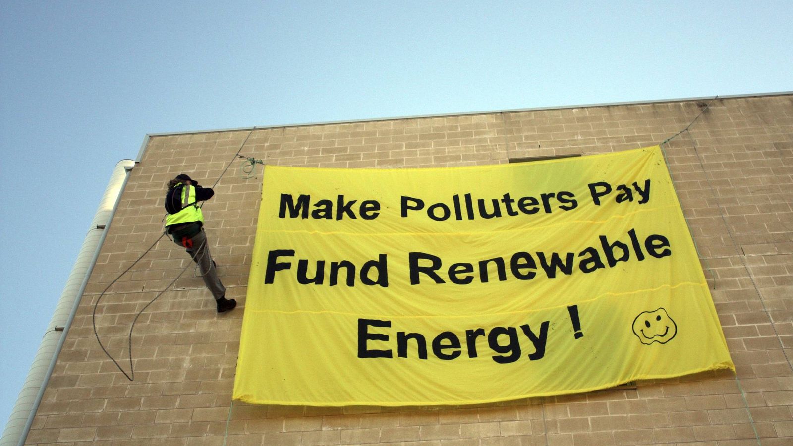 Foto: Protesta en contra de la política de impuestos sobre el carbono en Newcastle. (EFE)