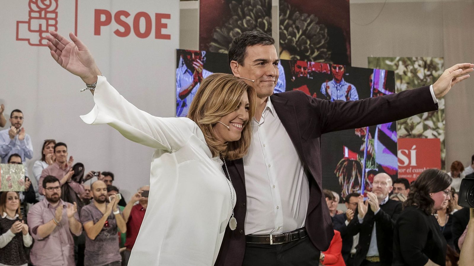 Foto: El secretario general del PSOE, Pedro Sánchez, acompañado por la presidenta de Andalucía, Susana Díaz. (EFE)