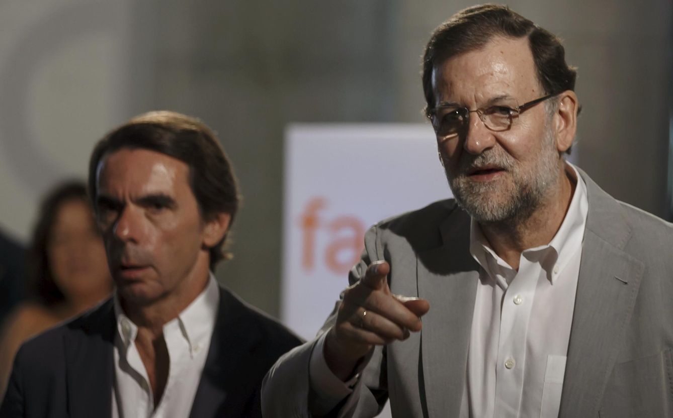 Rajoy y Aznar juntos en un acto en FAES. (Reuters)