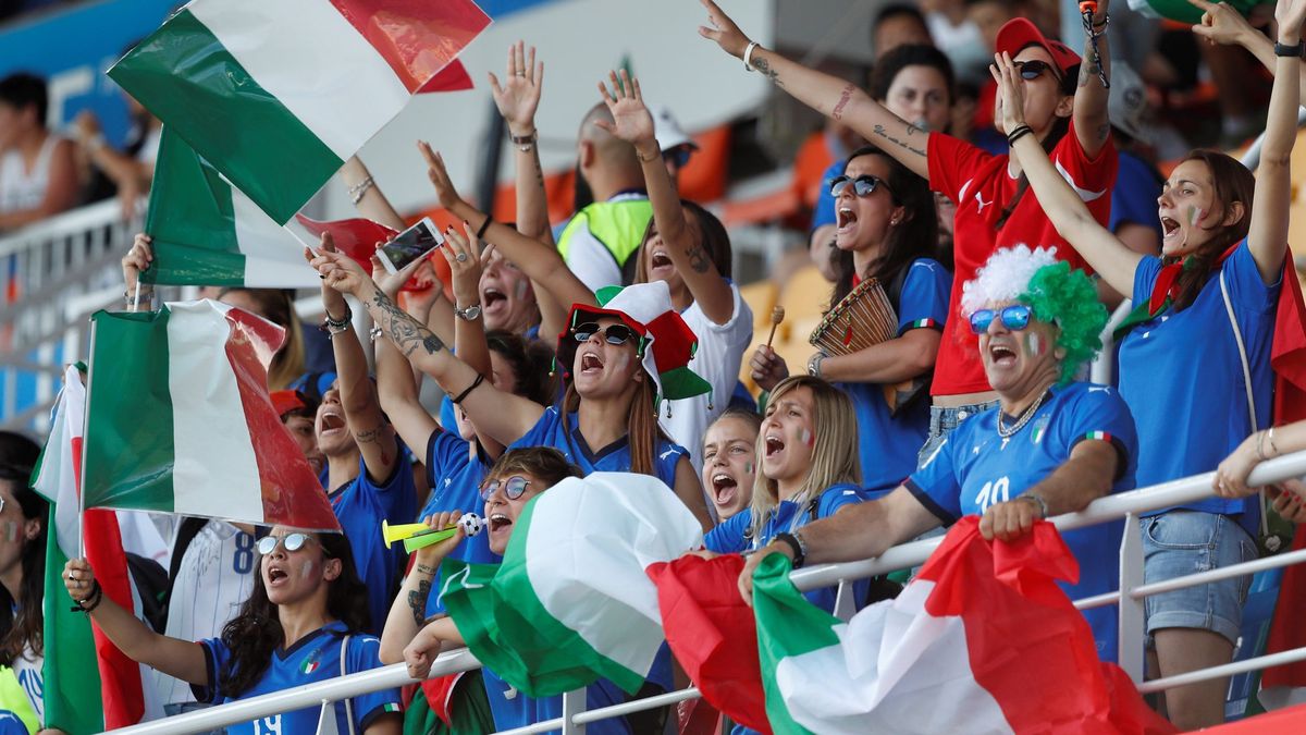 Italia se pasa al verde: así es la nueva equipación de la selección