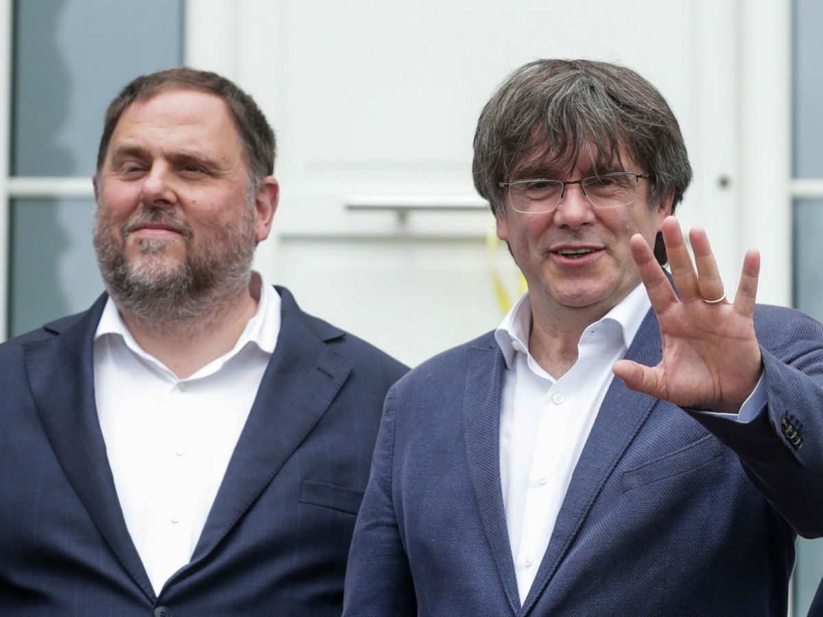 Foto: Oriol Junqueras y Carles Puigdemont, en el encuentro que mantuvieron el pasado 7 de julio. (EFE)