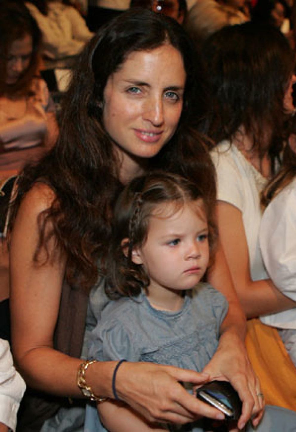 Carolina Adriana y su hija Olimpia a sus 4 años.