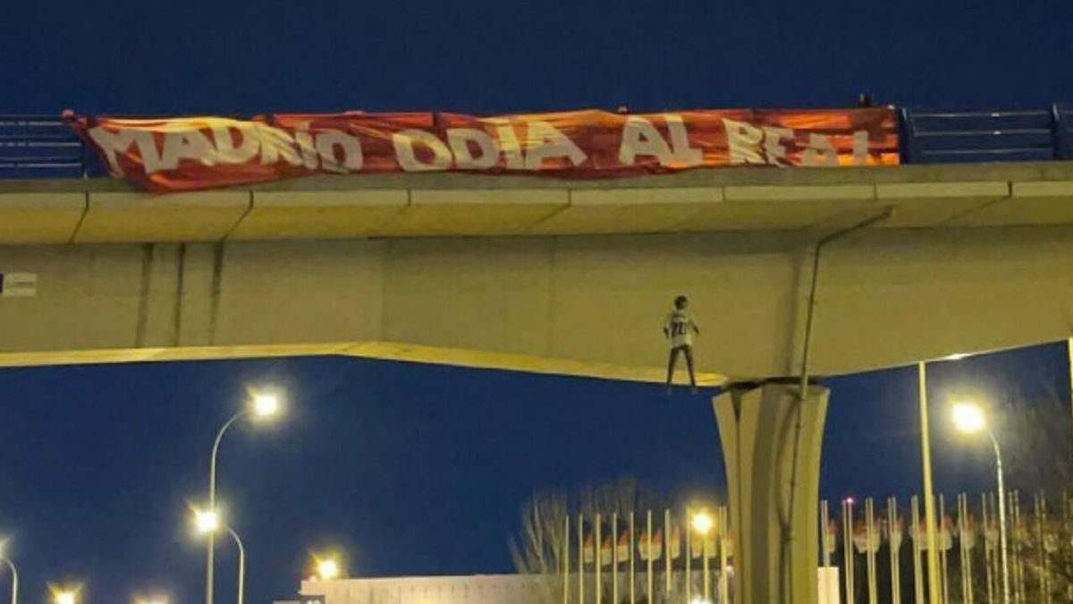 El Atlético tilda el ataque racista a Vinícius con un muñeco de "repugnante e inadmisible" 