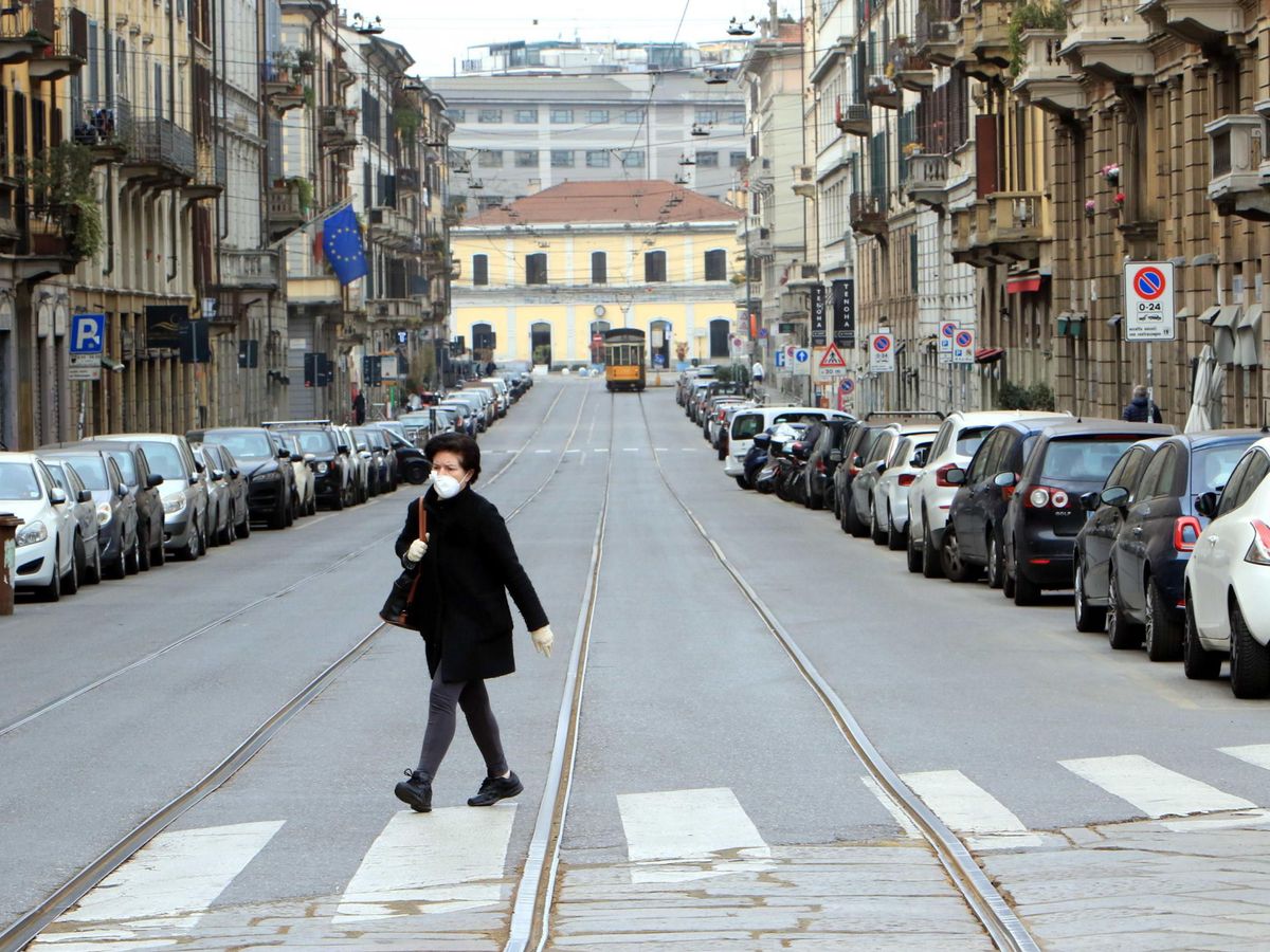 Foto: Imagen de una calle de Milán este domingo. (EFE)