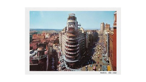 Madrid, años 60: Está grotescamente abarrotado de turistas y no voy sin reserva