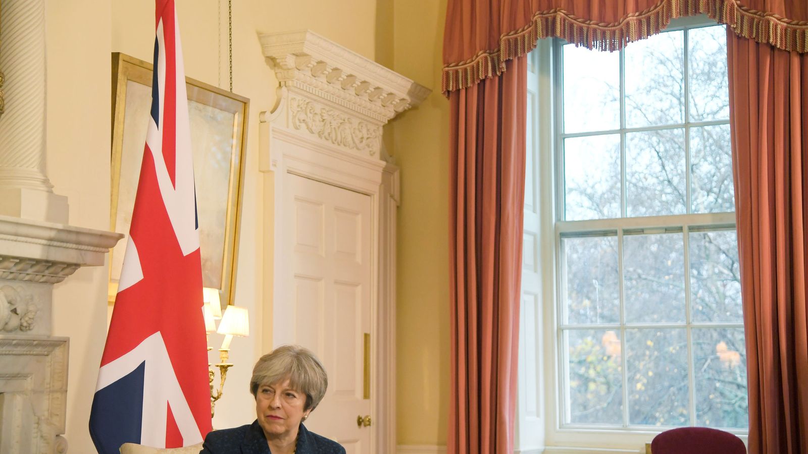 Foto: Theresa May, primera ministra británica, en el número 10 de Downing Street. (Reuters)