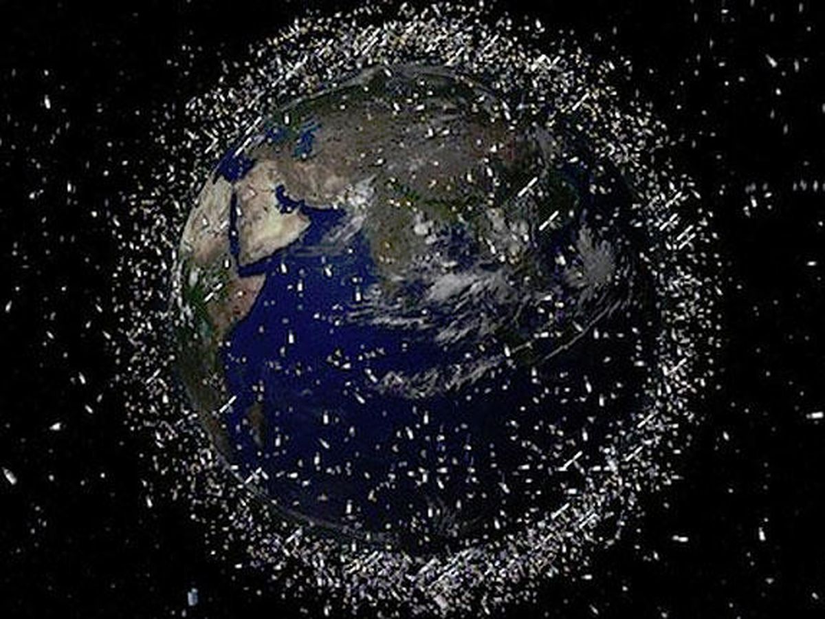 Foto: Simulación de la basura espacial en órbita alrededor de la Tierra. 