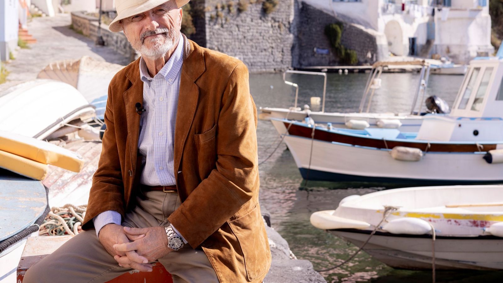 El viaje odiseico del escritor Arturo Pérez-Reverte en su nueva novela: "Europa se merece que el mar Mediterráneo la colonice"